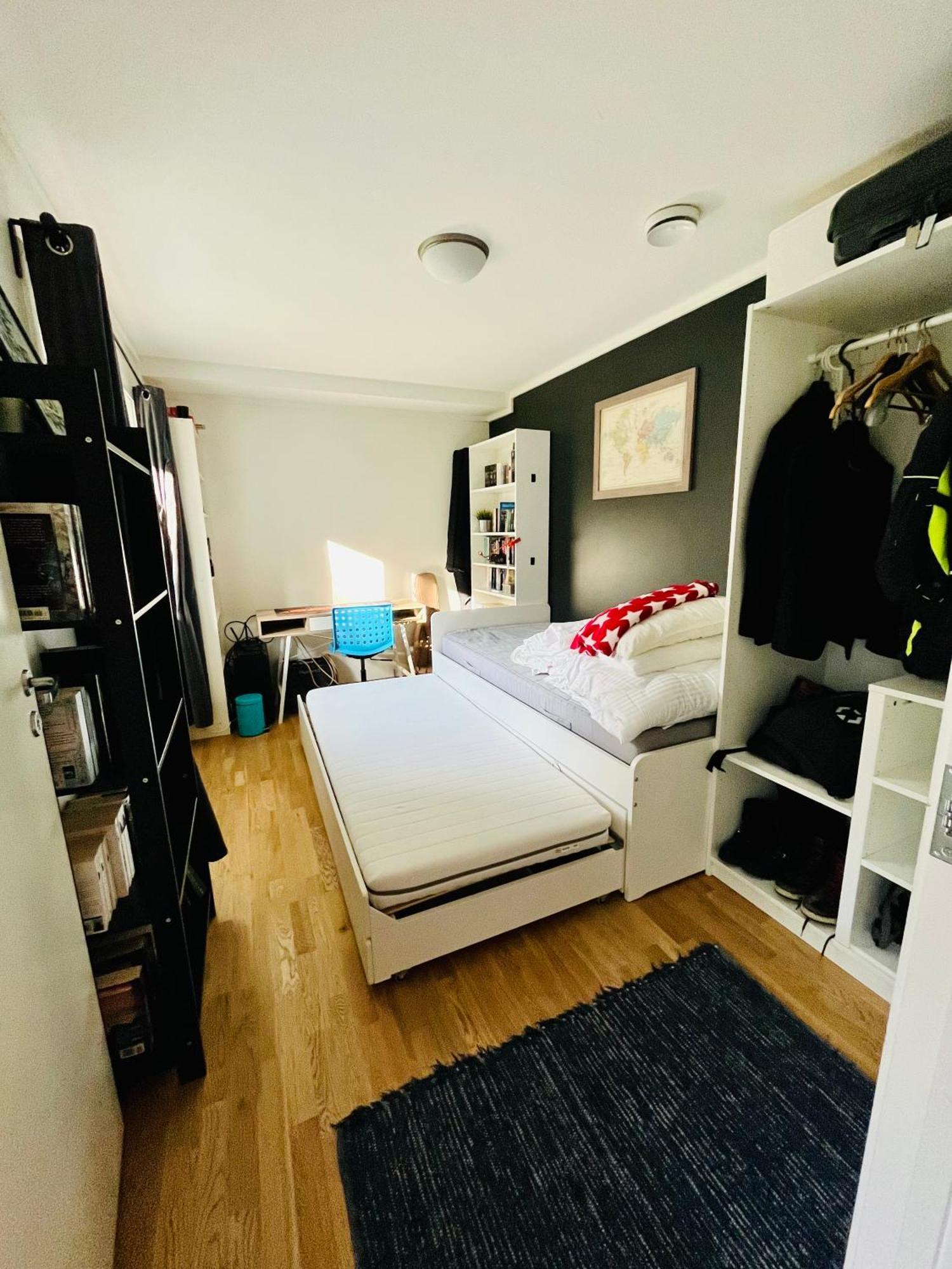 Apartment 2 Bedroom In Great Location