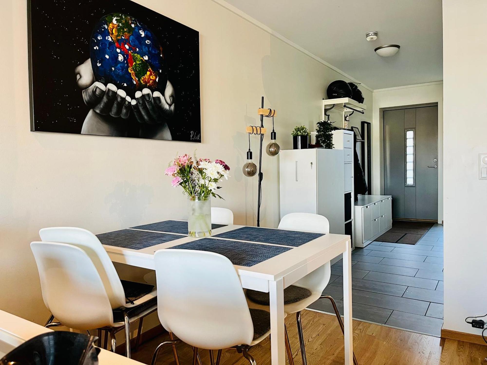 2 Bedroom In Great Location Kristiansand